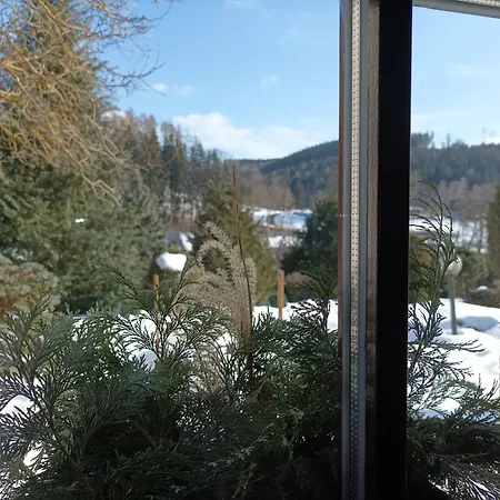 Konukevi Doro Černý Dŭl