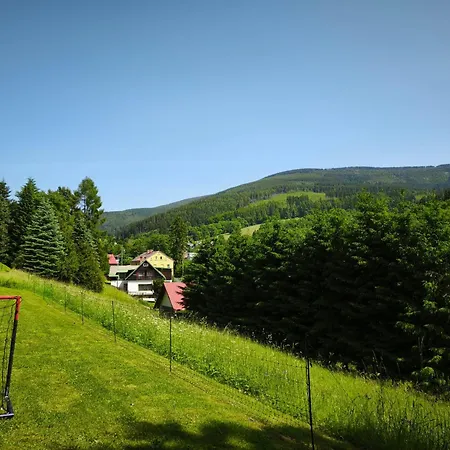 Doro Konukevi Černý Dŭl